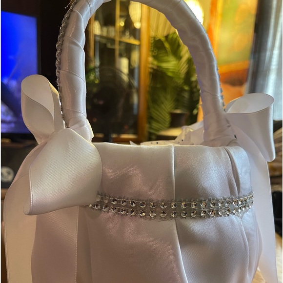 Flower Girl Basket - Picture 3 of 3